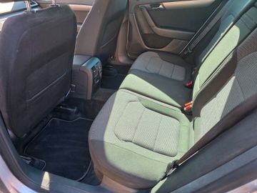 Volkswagen Passat Variant - 9