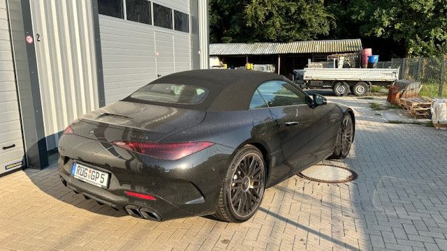 Fahrzeugabbildung Mercedes-Benz SL 63 AMG Roadster 4 Matic +
