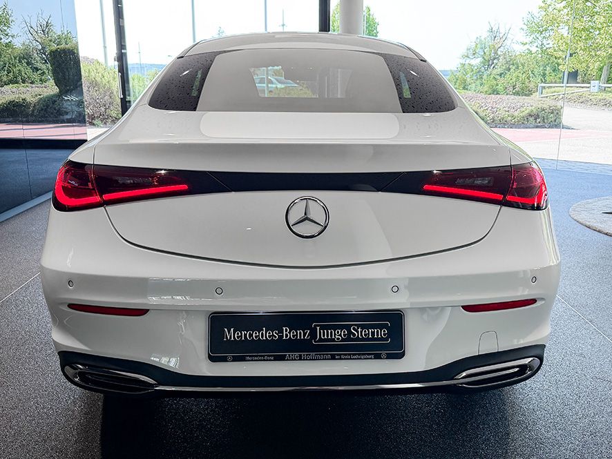 Mercedes-Benz CLE 200 Coupe 4M AVANTGARDE DIGIL MBUX DISTRONIC foto 5