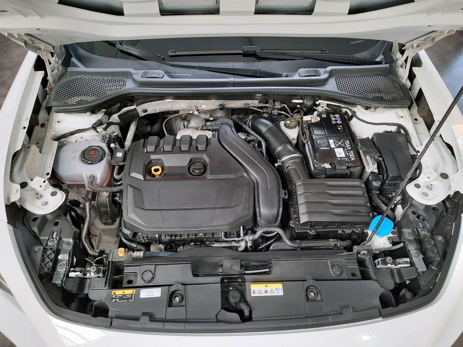 Fahrzeugabbildung CUPRA Formentor TSI *AHK*Navi*LED*PDC*Sitzhzg*ACC*