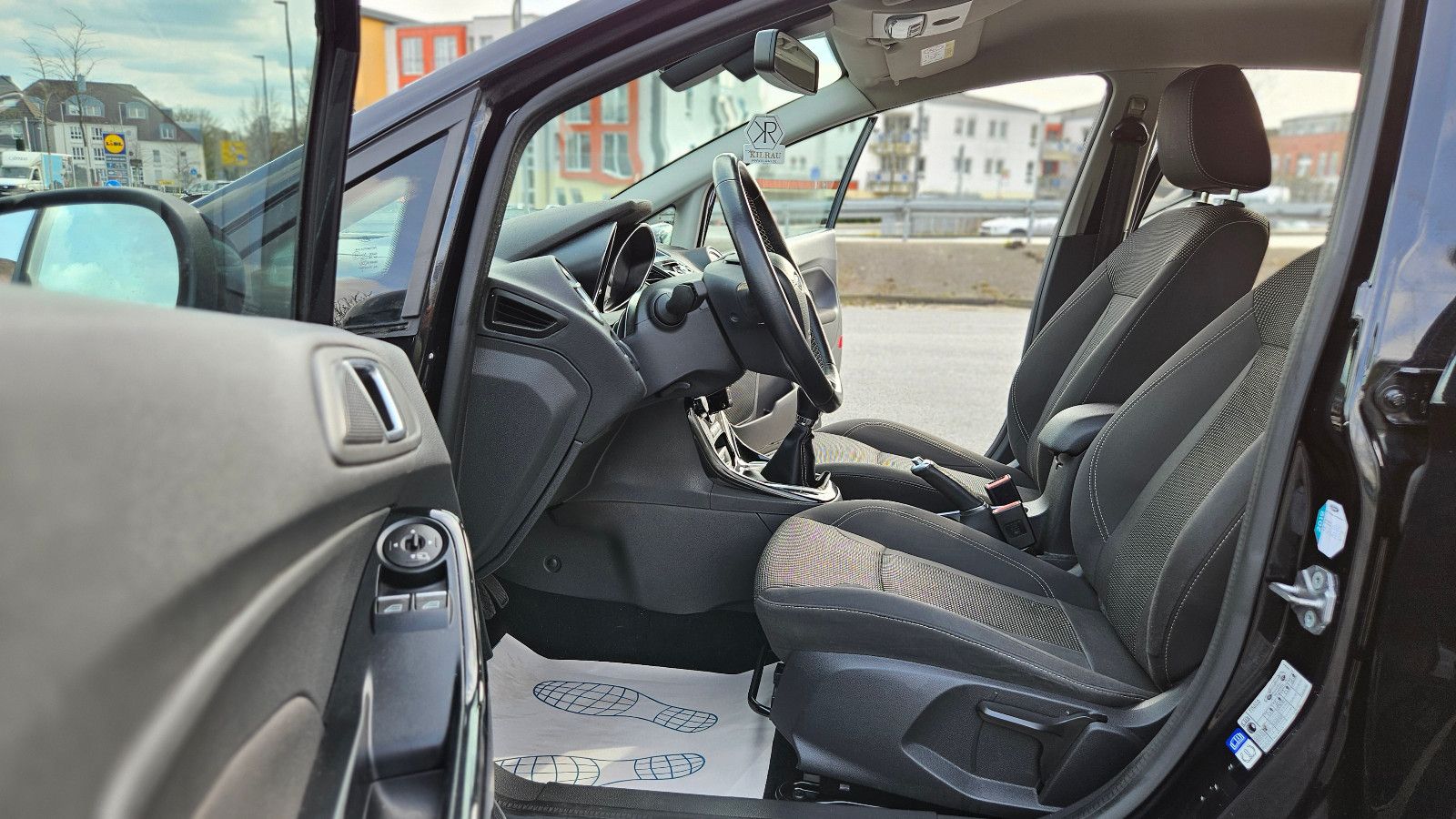 FORD Fiesta Titanium EcoBoost 1 JAHR GARANTIE