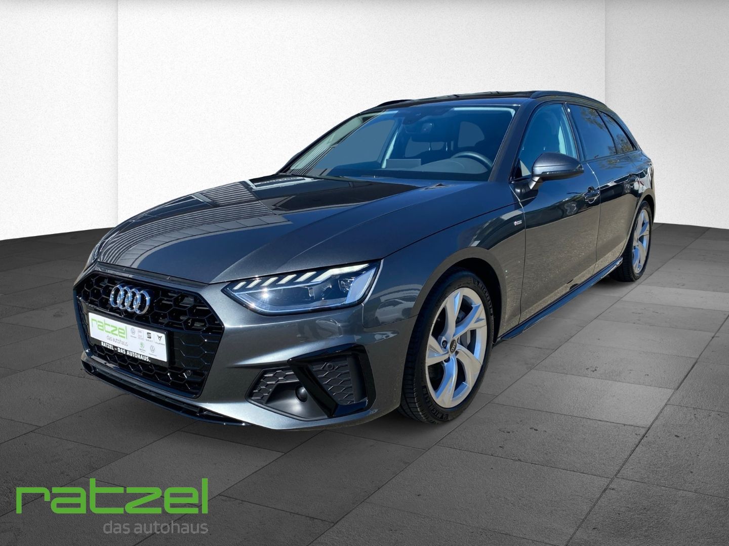 Fahrzeugabbildung Audi A4 Avant S line 40 TFSI S tronic Pano Navi LED A