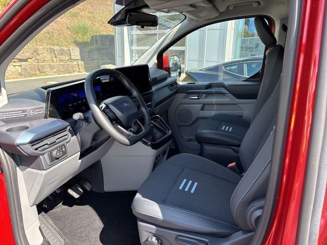 Fahrzeugabbildung Ford Tourneo Custom 2.0 320 L1 Nugget Titanium