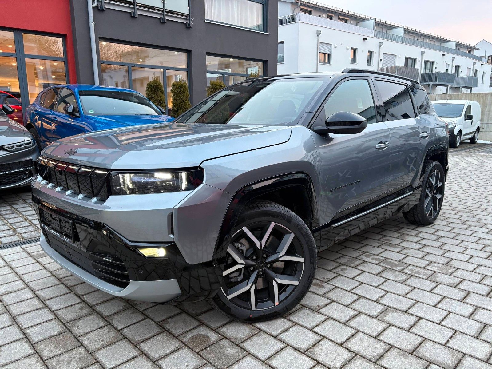 Jeep Compass Elektro 74 kWh 157 kW First Edition