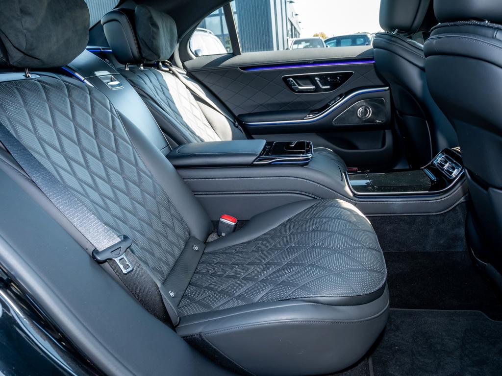 Mercedes-Benz S 450 d AMG 4M L HA-LENKUNG SOUND PANO SITZKLIMA
