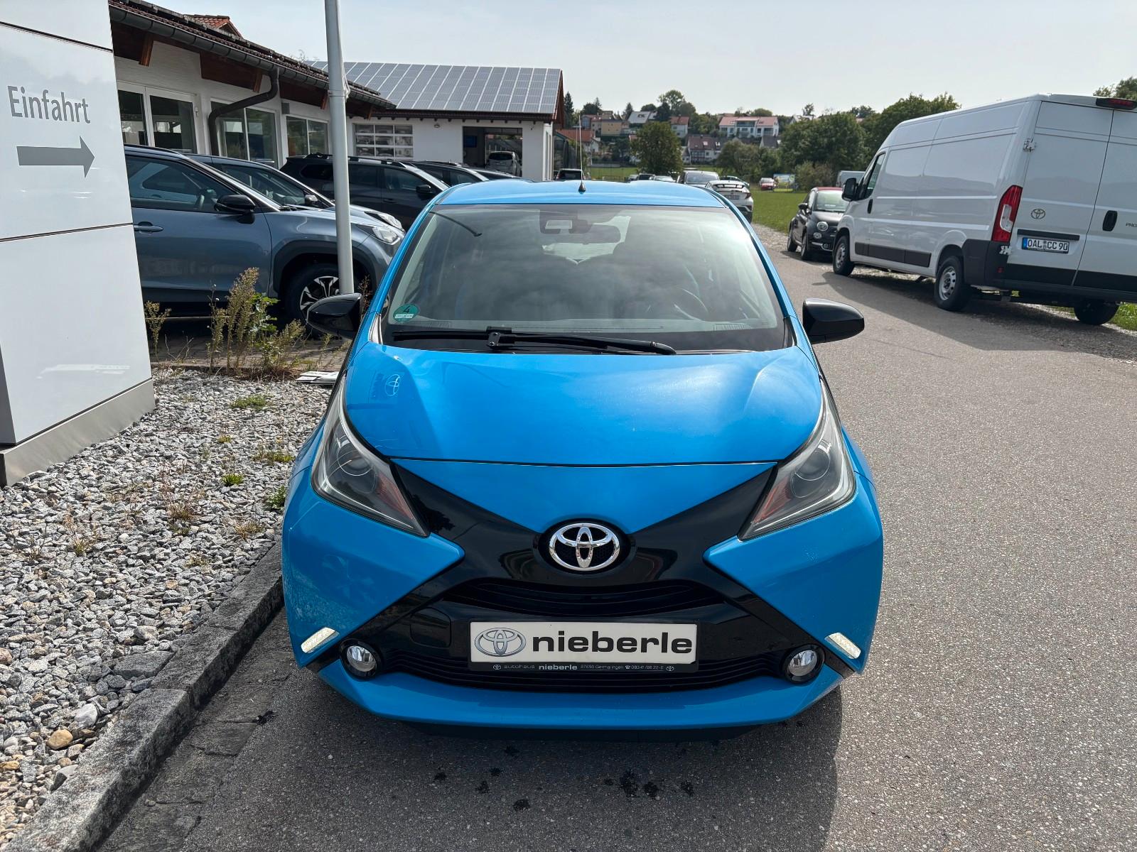 Toyota Aygo x-cite *Standheizung,Kamera,8-Fach,Klima*