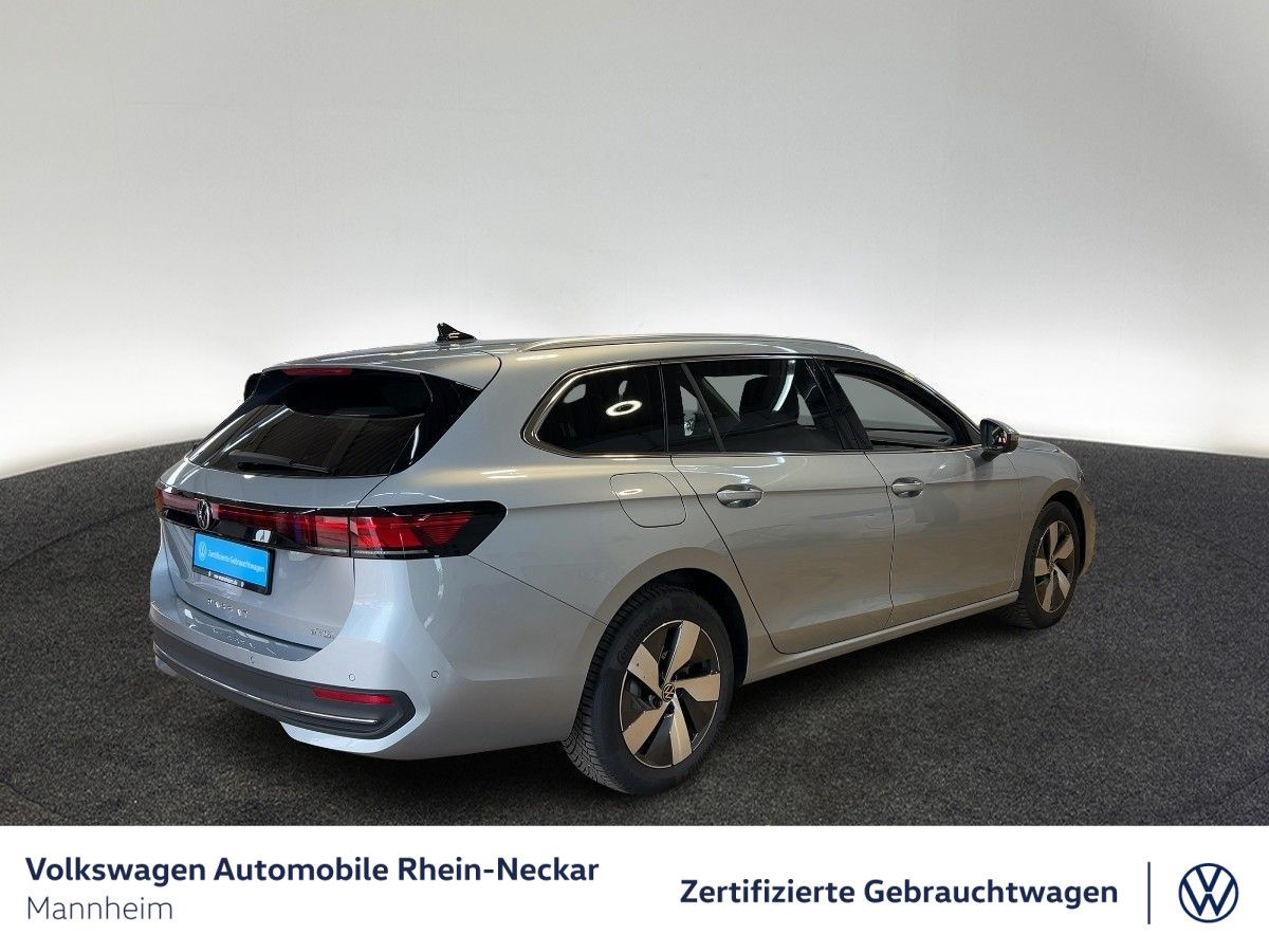 Volkswagen Passat Variant - Bild 6