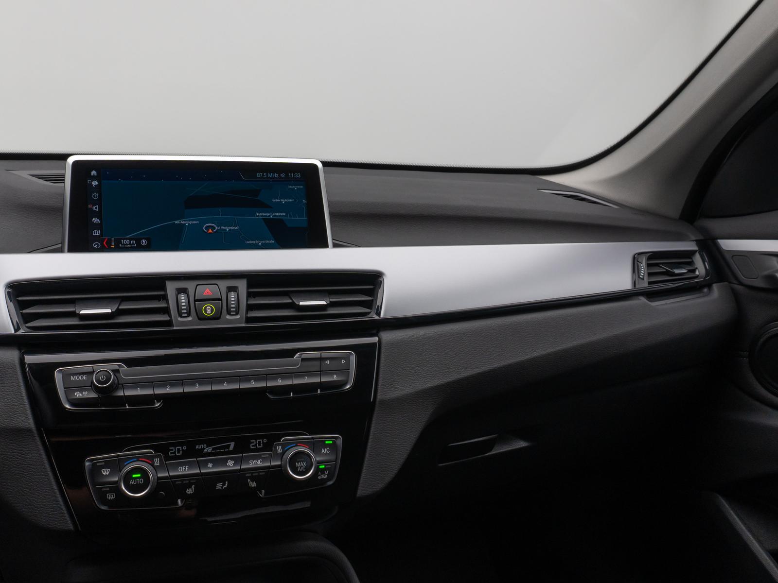 BMW X1 sD18i Parkassistent DAB HiFi Navi LED Sport, миниатюра 21