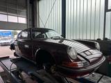 Porsche 911 T 2.4 Coupe deutsche Auslieferung burgundrot - Porsche aus 1972: 911 911t