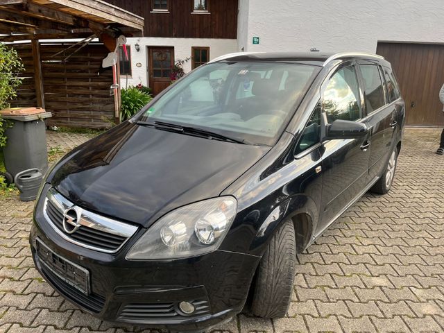 Opel Zafira B Edition 1,8