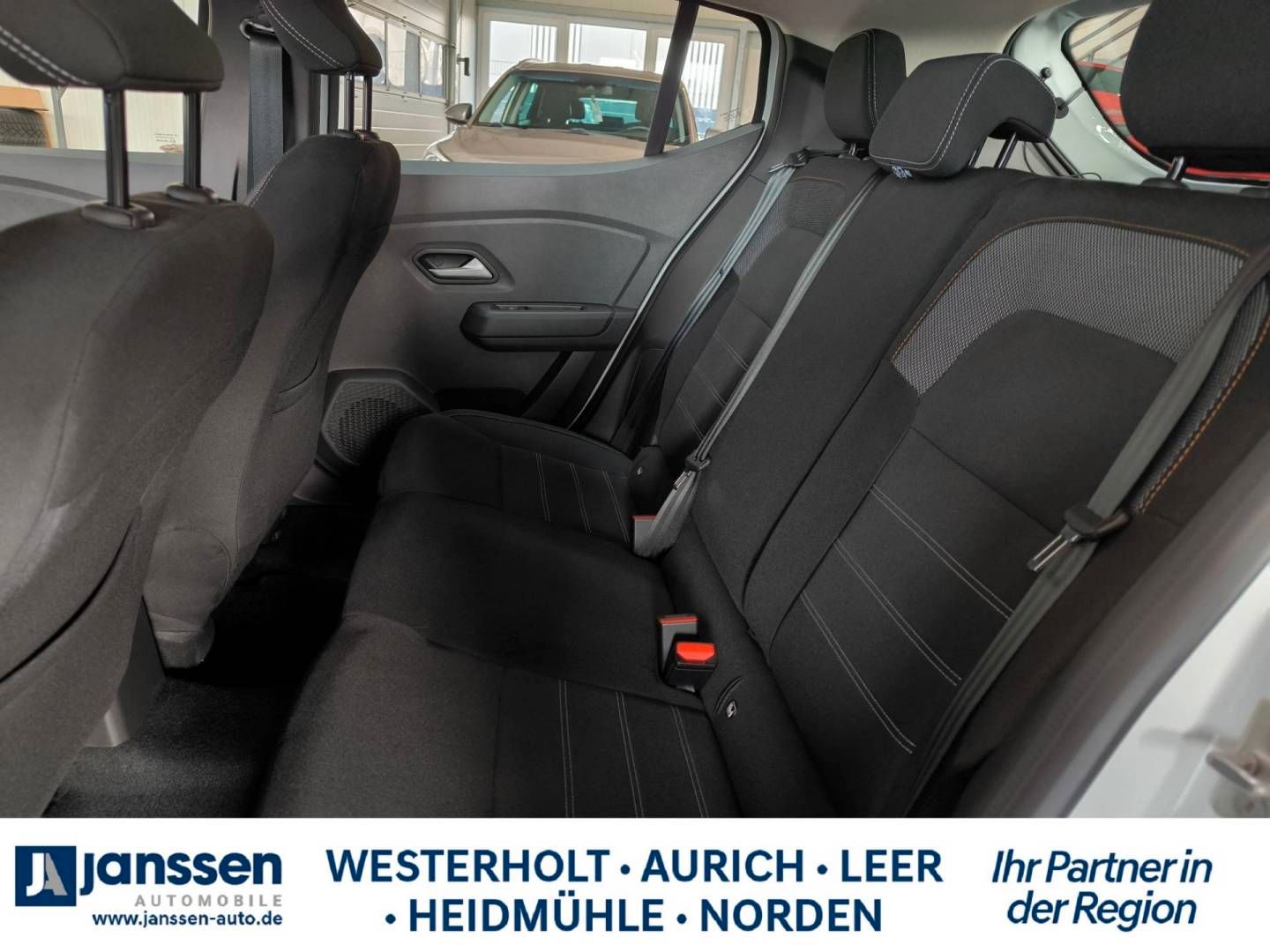 Fahrzeugabbildung Dacia Sandero Stepway Expression TCe 100 ECO-G