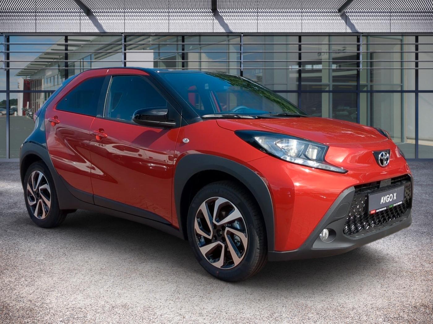 Toyota Aygo 1.0 Teamplayer ACC AUT Navi Fernlichtass.