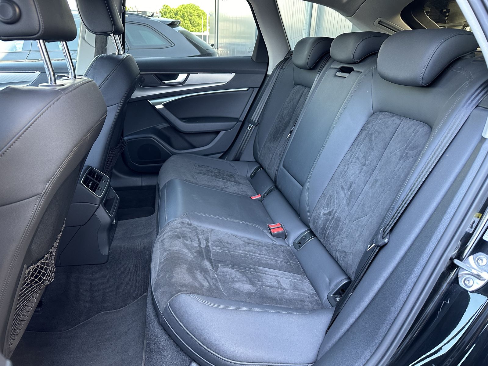 Fahrzeugabbildung Audi A6 Avant 50 TDI Qu S-Line NAV+LED+KAM+DIGDISPLAY