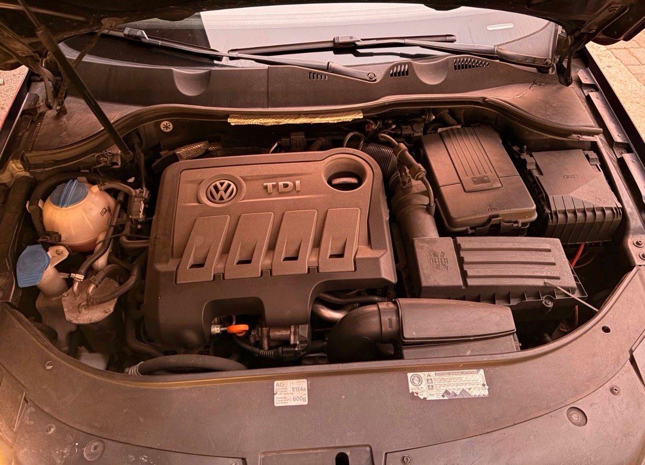 Volkswagen Passat 2011 — photo 13