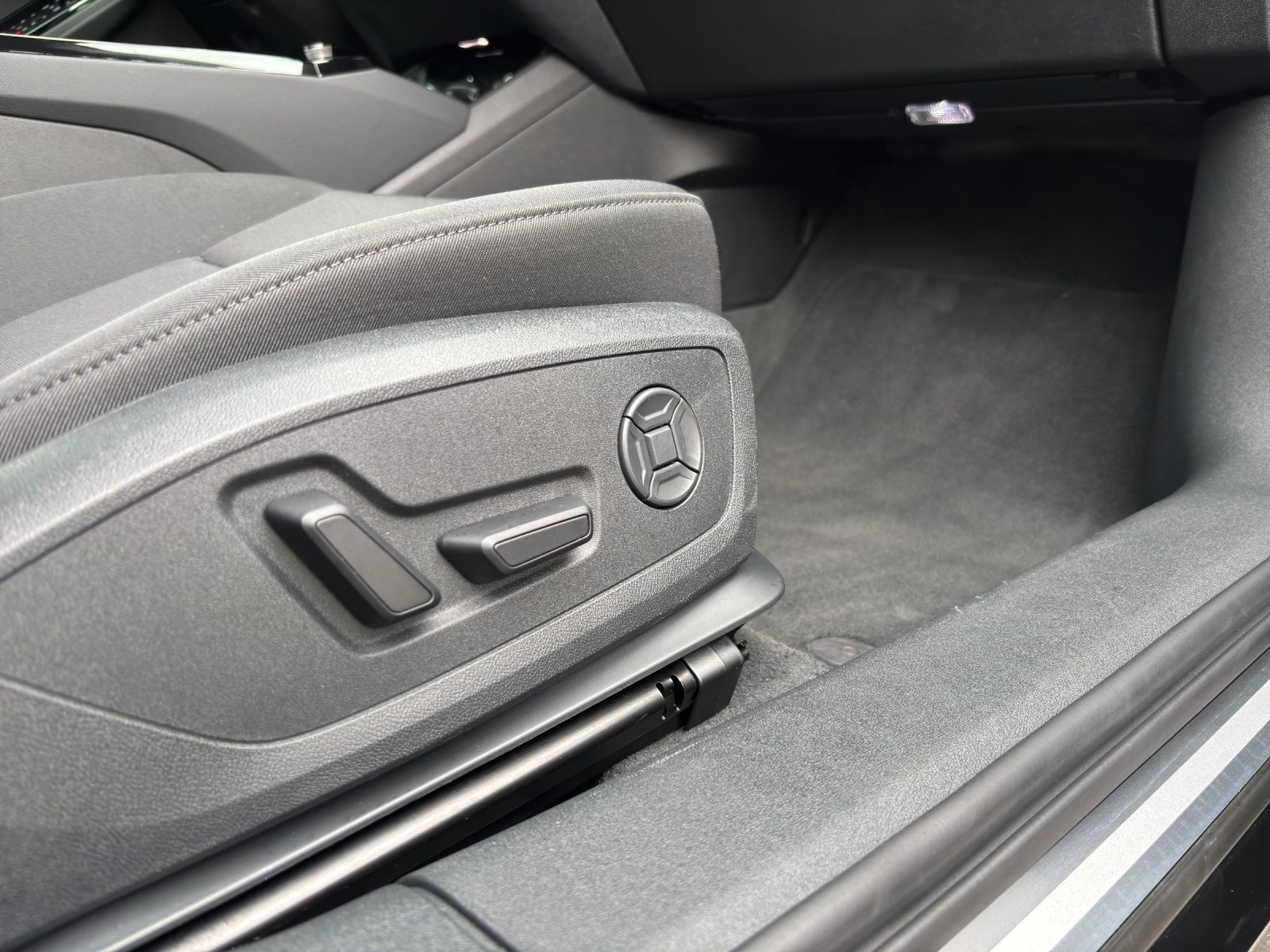 Audi A6 e-tron - Bild 18