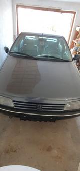 Peugeot 405 GR Lux, Oldtimer - Peugeot 405: GR
