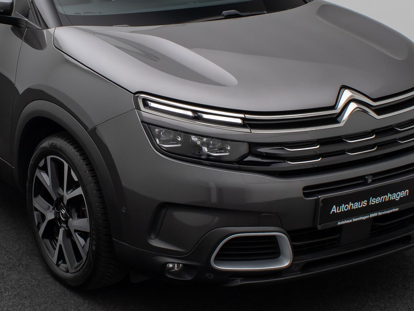 Fahrzeugabbildung Citro&euml;n C5 Aircross SHINE 360&deg;ACC Panorama AHK 19" Voll