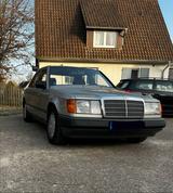 Mercedes-Benz Mercedes Benz W124 200E Aus der ersten Bau... - Mercedes-Benz 200: W124 200d