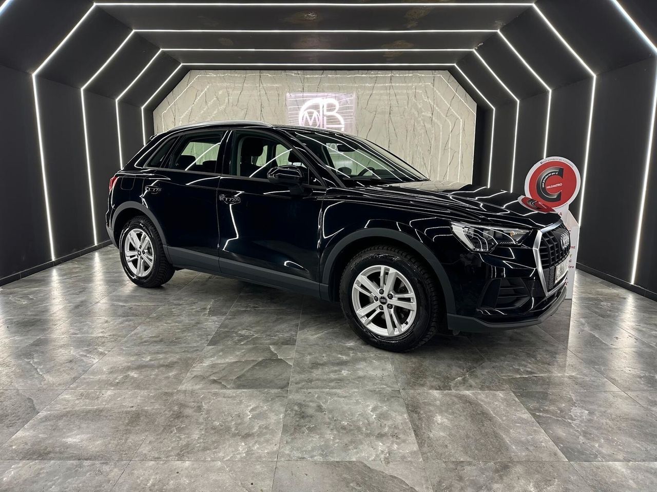 Audi Q3 35 TDI S tronic imagem 3