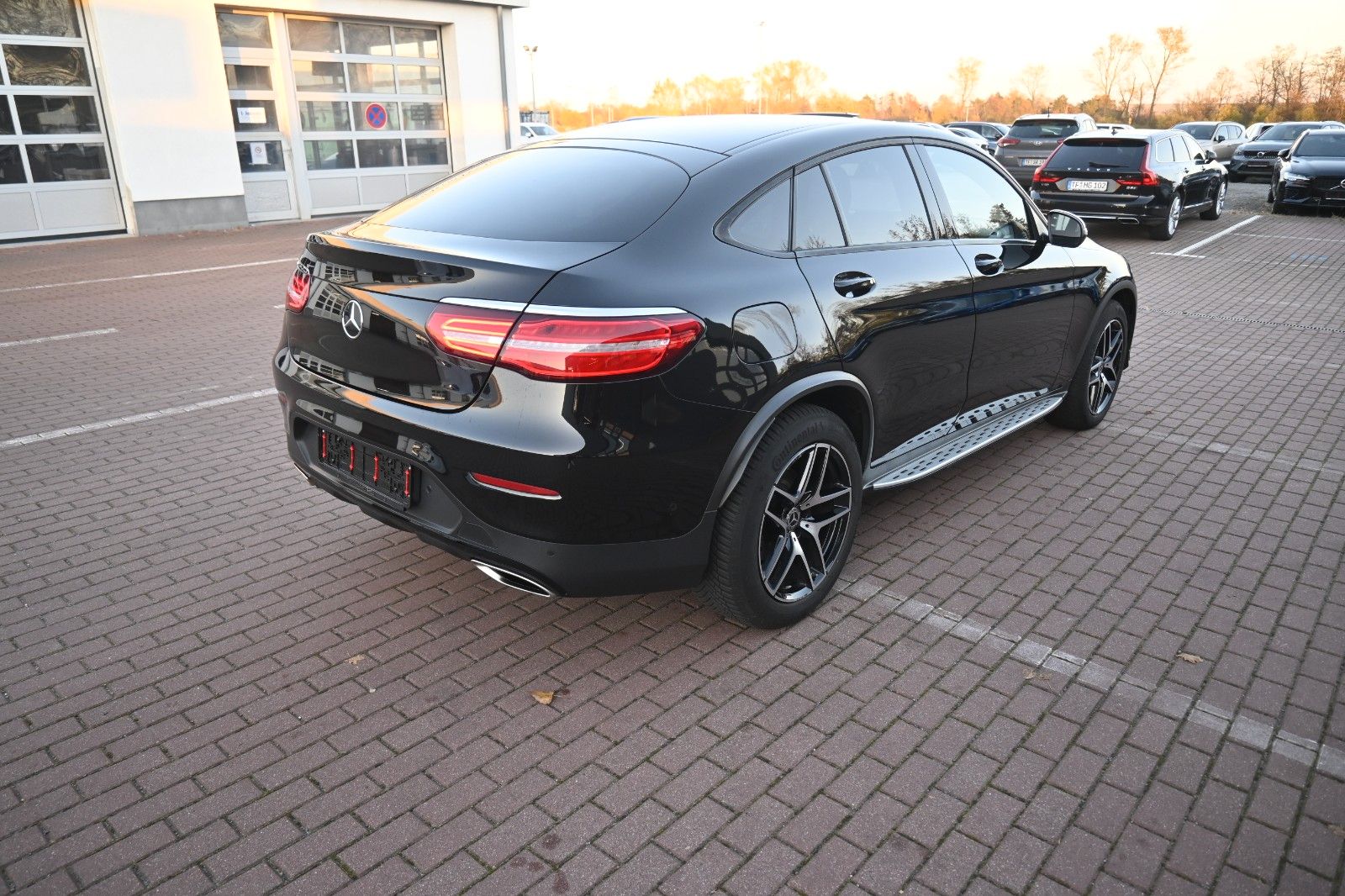Fahrzeugabbildung Mercedes-Benz GLC 300 GLC Coupe 4Matic*AMG Line*LED*