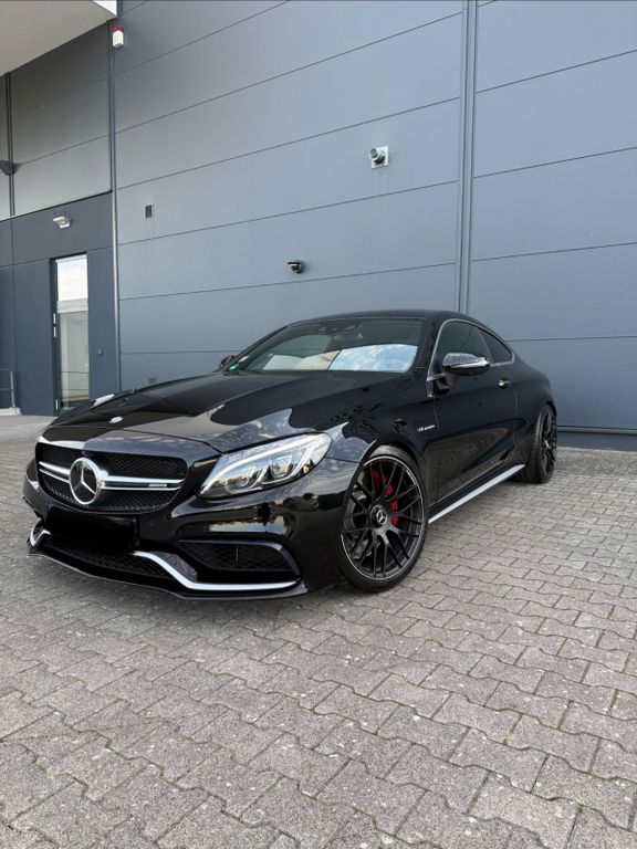 Image of Mercedes-Benz C 63 AMG