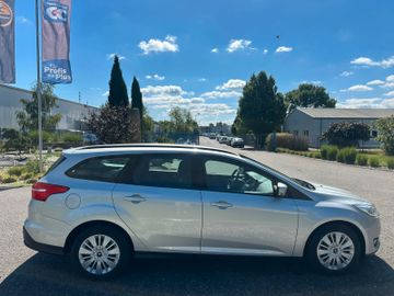 Ford Focus - 11