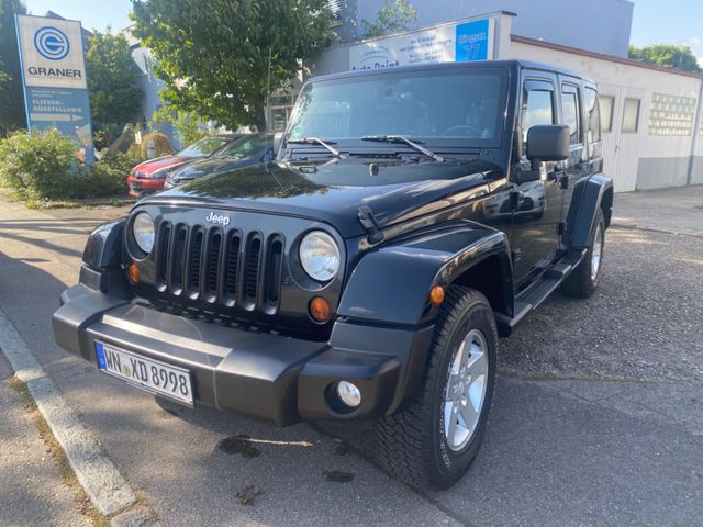 Jeep Wrangler Unlimited Sahara- Rost Frei- Cabrio