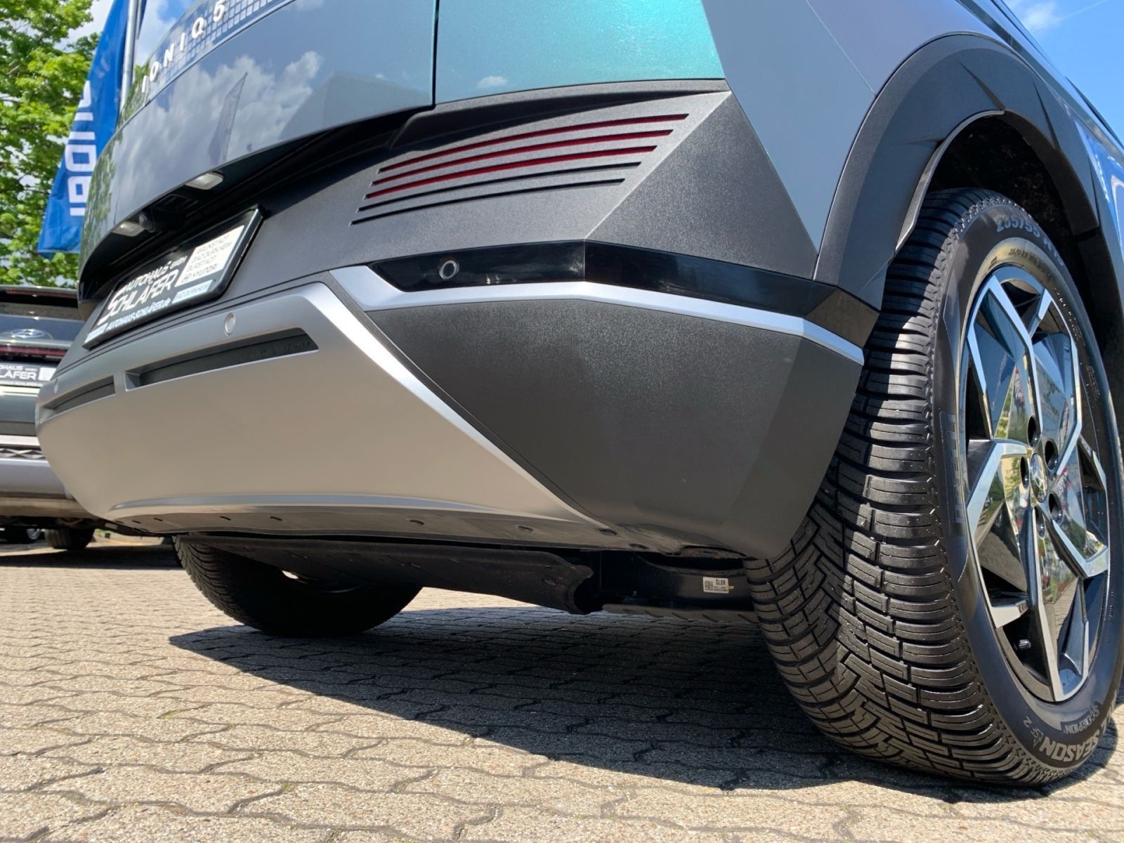 Fahrzeugabbildung Hyundai IONIQ 5 Techniq 77,4 kWh Assi el.HK Sitz Paket