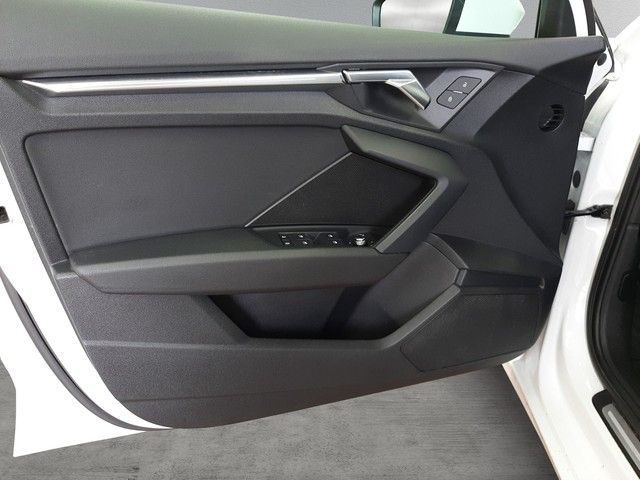 Fahrzeugabbildung Audi A3 Sportback 35TFSI S-tronic Navi Leder NUR GEWE