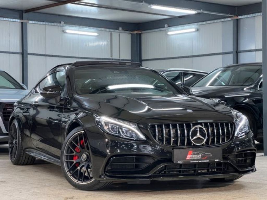 Image of Mercedes-Benz C 63 AMG