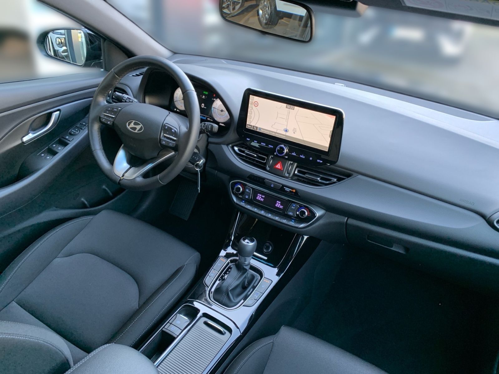 Fahrzeugabbildung Hyundai i30 Kombi 1.0 T-GDI 7-DCT Advantage LED Navi