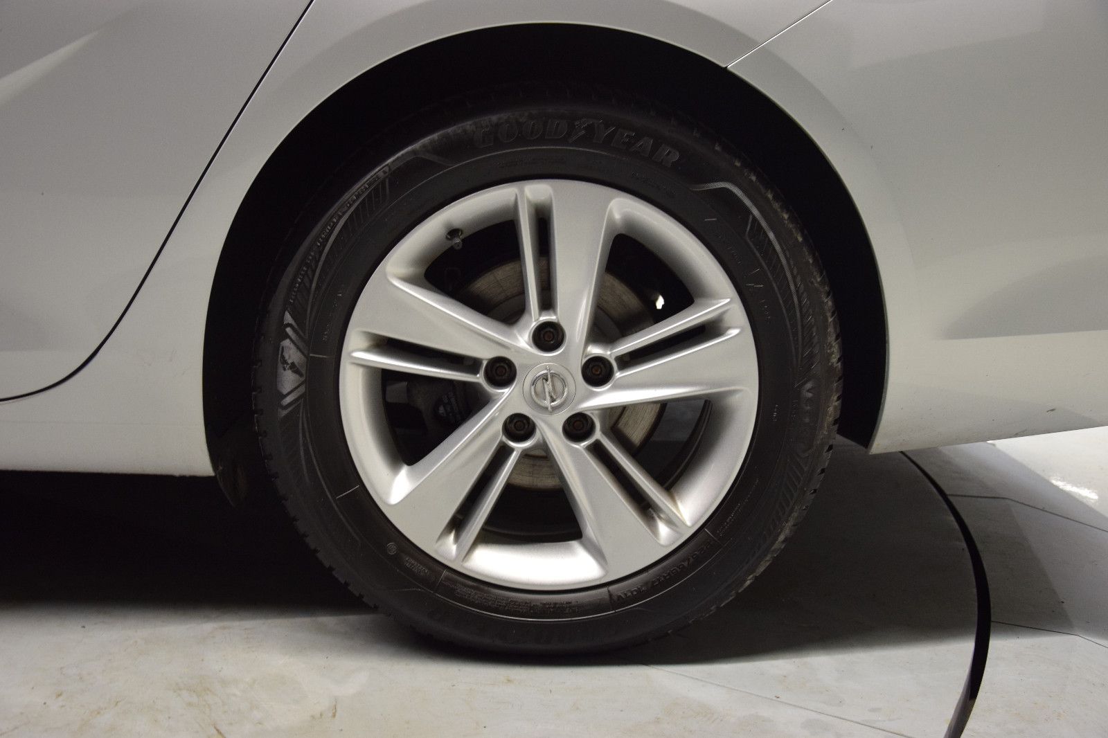 Fahrzeugabbildung Opel Insignia B Sports Tourer Business LED Navi