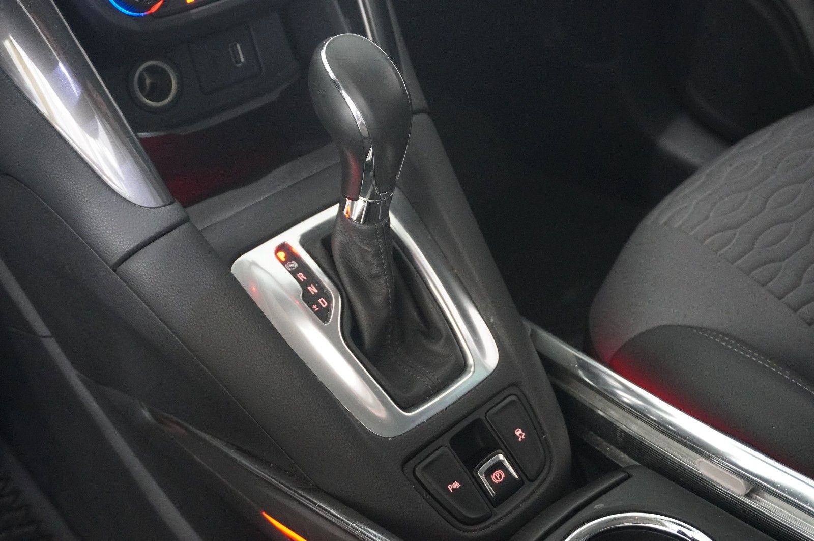 Fahrzeugabbildung Opel Zafira C Tourer 1.6T INNOV. 7-SITZ NAVI/SHZ/AHK