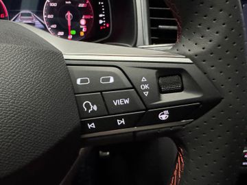 Fahrzeugbestand 18 Seat Ateca FR 2.0 DSG Black Ed. AHKPano360Grad