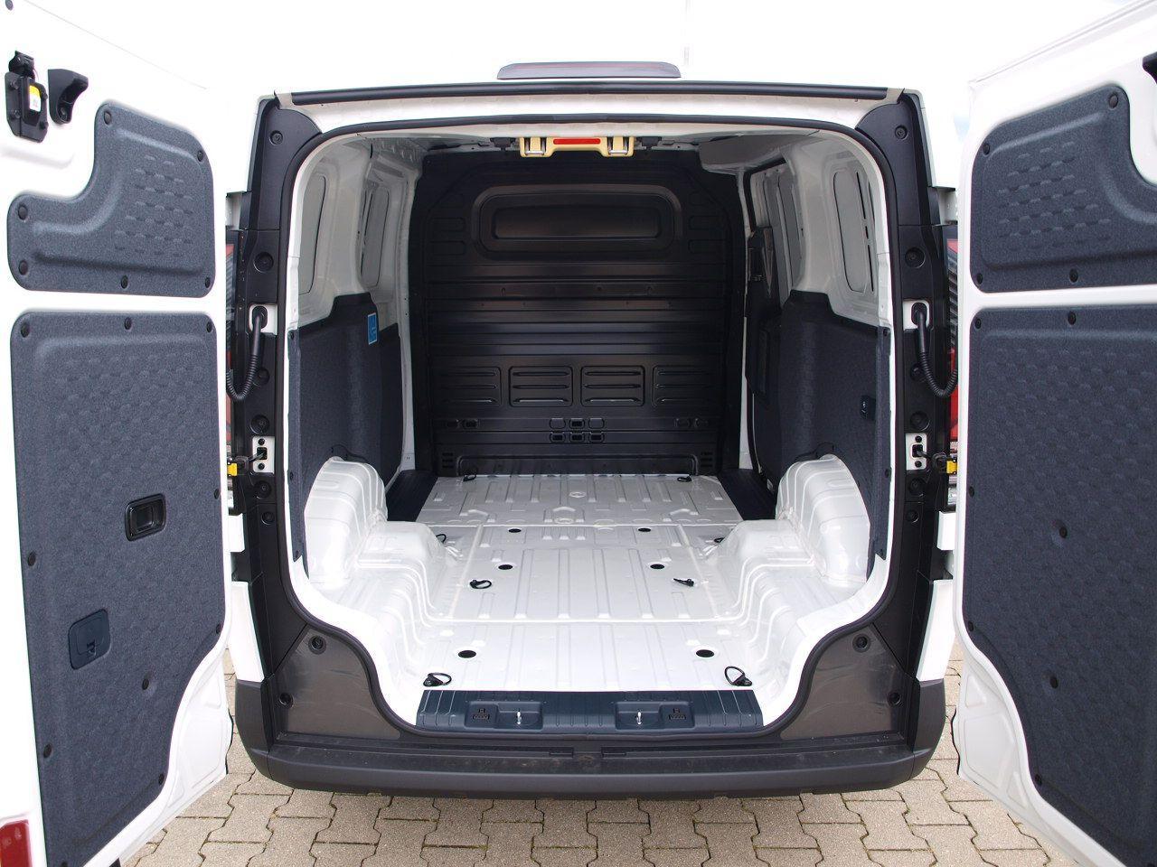 Kia PV5 Cargo L2H1 120 kW Elite AW WP 360°