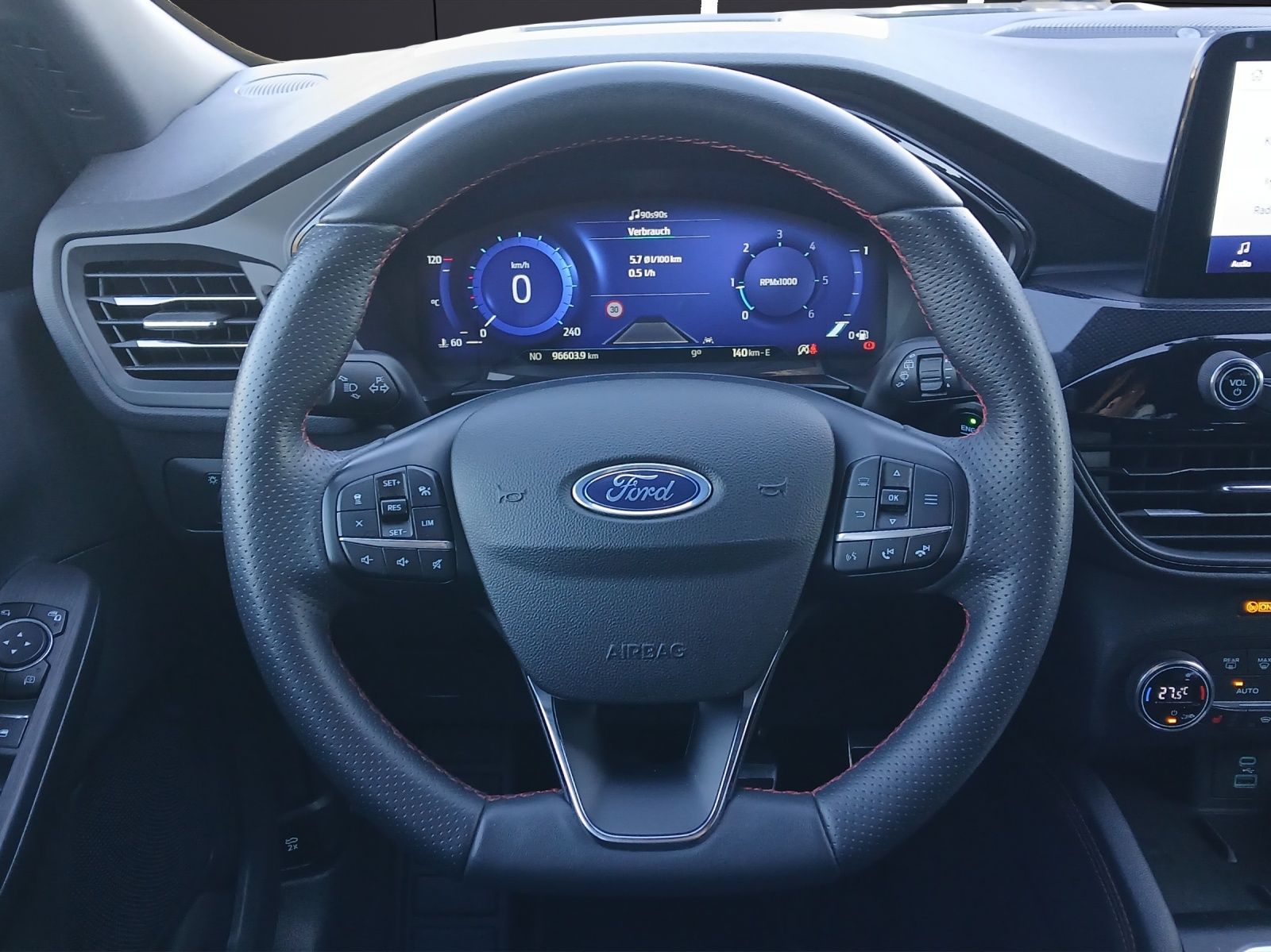 Fahrzeugabbildung Ford Kuga 2.0 EcoBlue Hybrid ST-Line X LED AHK Navi H