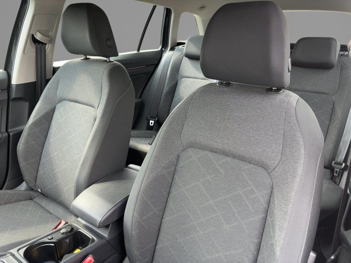 Volkswagen Golf VIII Variant Life 2.0 TDI LED APP NAVI PDC, миниатюра 13