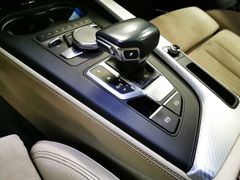 AUDI A4 Navi PDC SHZ ACC !Motorschaden!