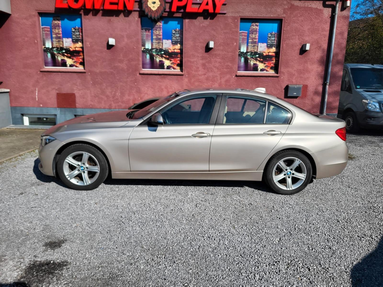 BMW 328i Luxury Line Automatik / US Import