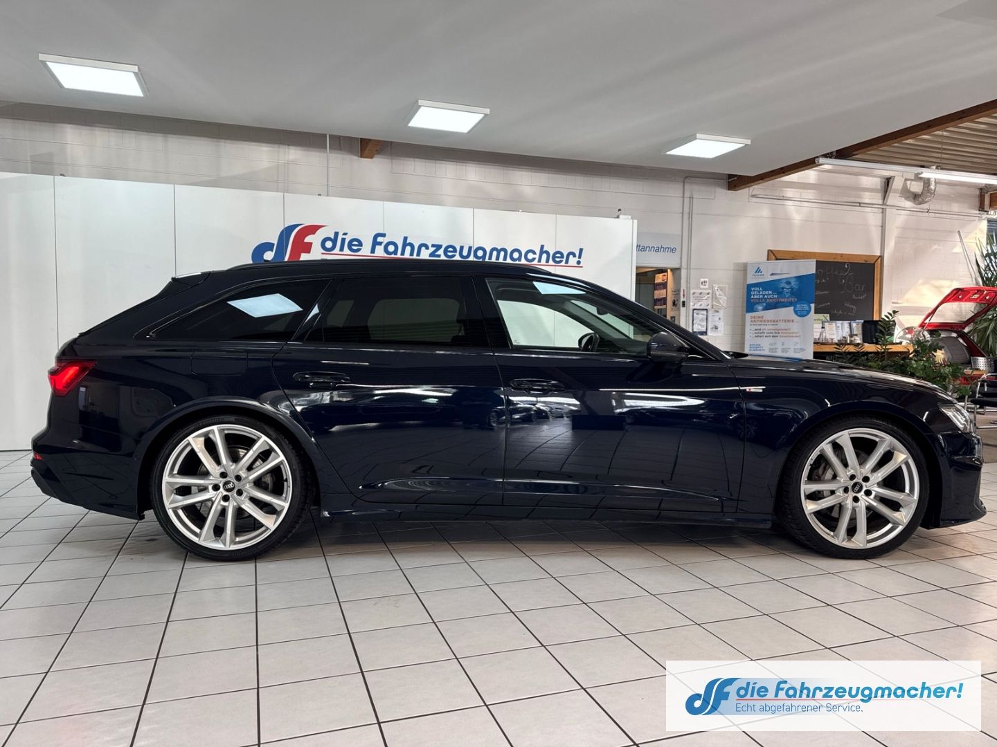 Fahrzeugabbildung Audi A6 Avant 50 TDI quattro sport S-Line Luftfederun