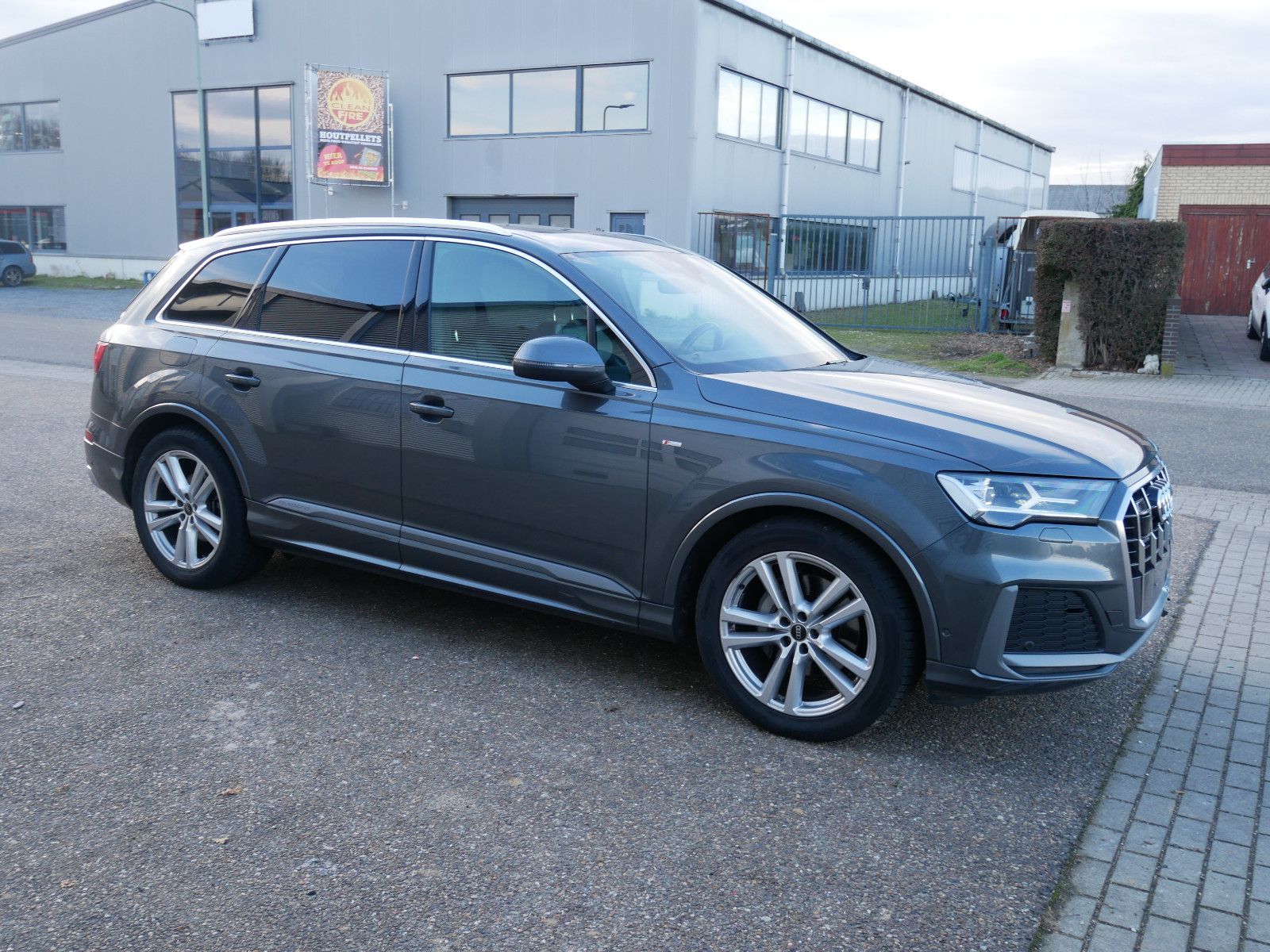 Audi Q7 50 TDI quattro S line imagem 3