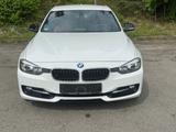 BMW 328i Tronic Sport Line mit Twin Turbo ... - BMW 328: 328i Sport