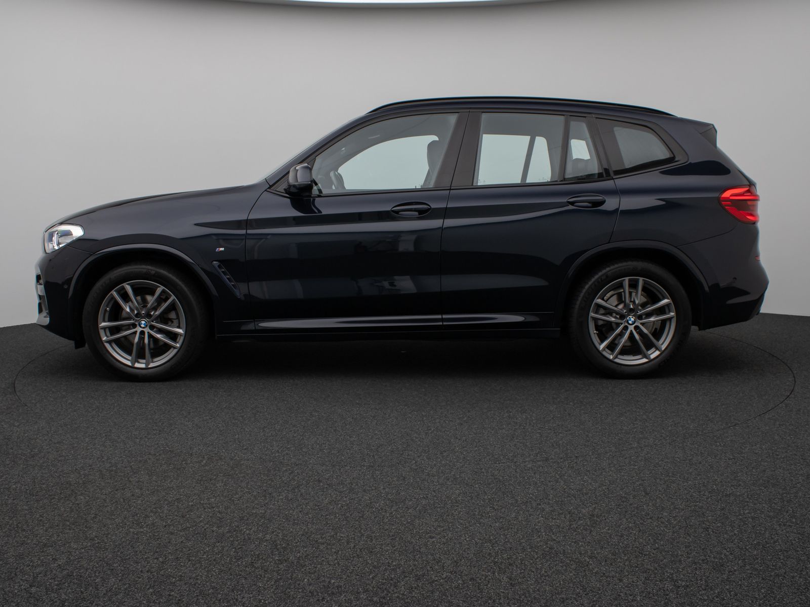 Fahrzeugabbildung BMW X3 xD20d M Sport Kamera DAB HiFi AHK Alarm 19Zol