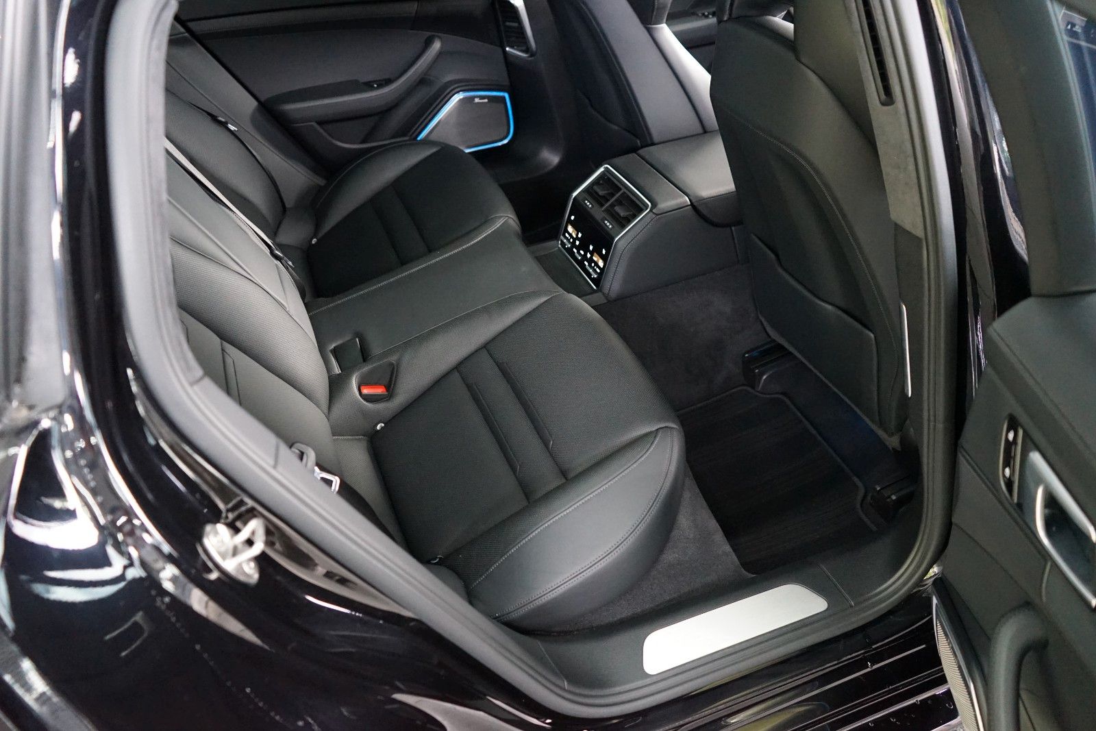 Porsche Panamera Turbo S Sport Turismo/Black/Approved foto 12