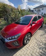 Hyundai IONIQ 1.6l GDi PLUG-IN HYBRID - - rote Hyundai IONIQ
