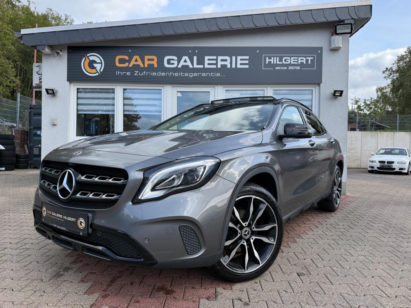 Mercedes-Benz GLA 220d 4Matic*URBAN*LED*NAVI*PANO*AUTOMATIK