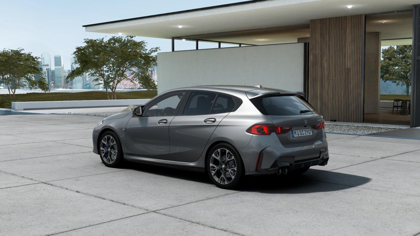 BMW M135i xDrive F70 / 18" / Adapt. M / Driving Ass.
