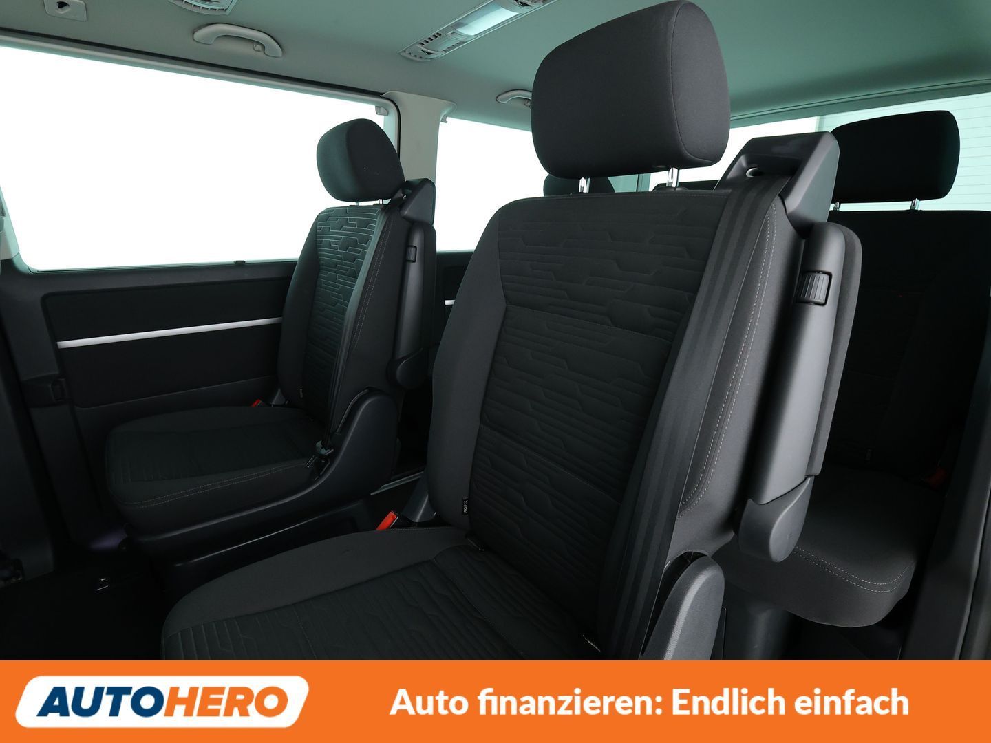 Volkswagen T6 Multivan 2.0 TDI Comfortline FWD Aut. NAVI foto 14