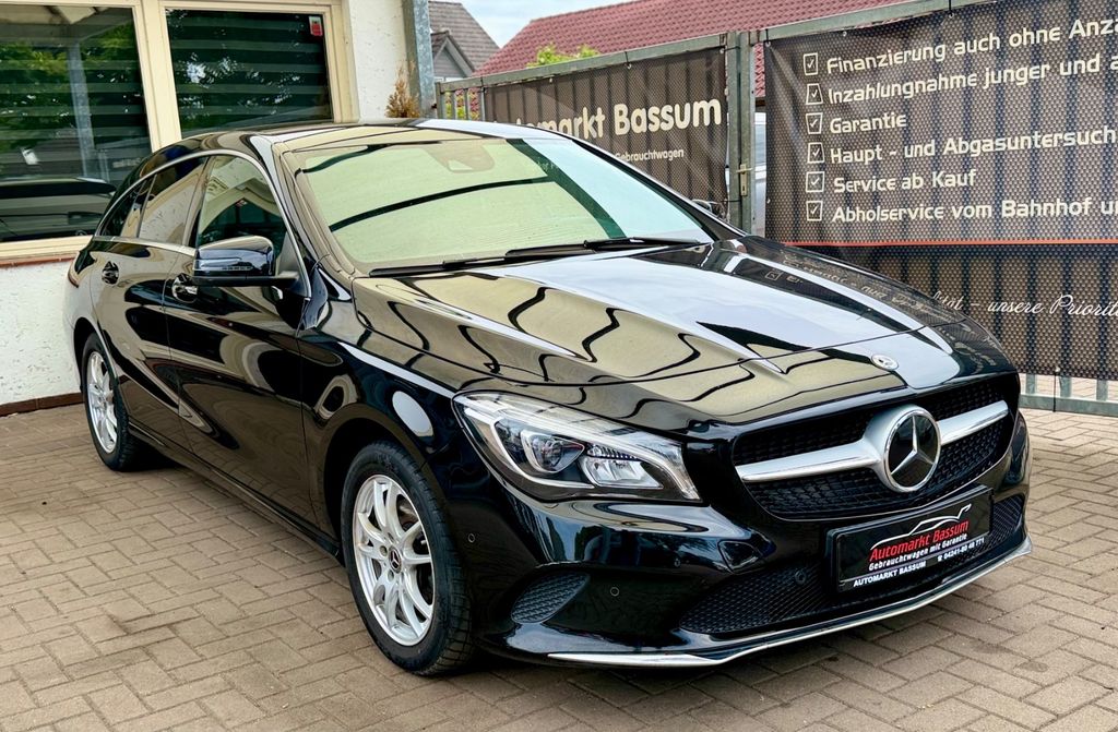 Mercedes-Benz CLA 180 Shooting Brake Aut. RKam LED Sportsitze – Ansicht 3