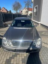 Mercedes-Benz Mercedes E320 - gebrauchte Mercedes-Benz E 320 aus dem Jahr 2002